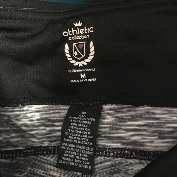 Host Pick! 26 International Capri Leggings - Picture 3 of 3